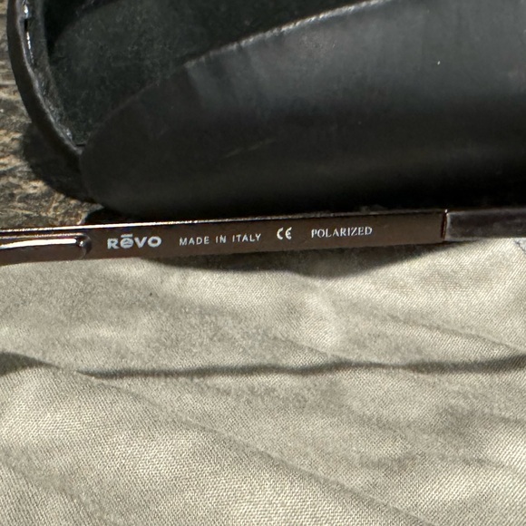 Men’s Revo Polarized Sunglasses - Picture 6 of 8